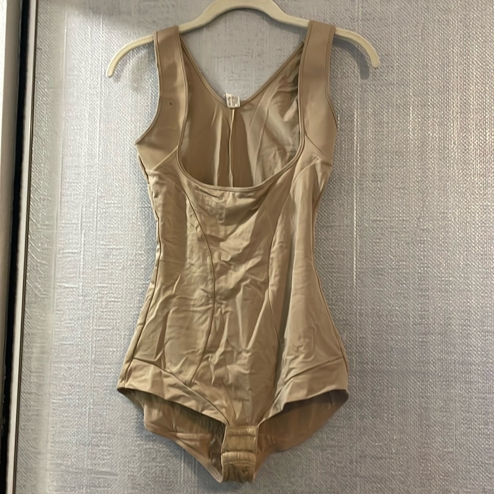 Shape wear